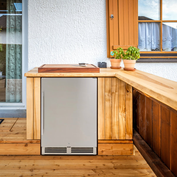 Avanti ELITE Series Commercial Outdoor Refrigerator Wayfair